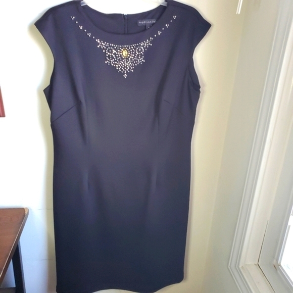 Madison Leigh Beaded Little Black Cocktail dress Size 14 - Picture 5 of 6